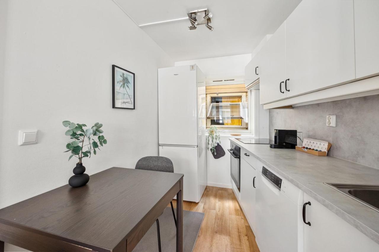 Family Friendly 3Br - Fast Wi-Fi - Behind Bryggen Apartment Bergen Bagian luar foto